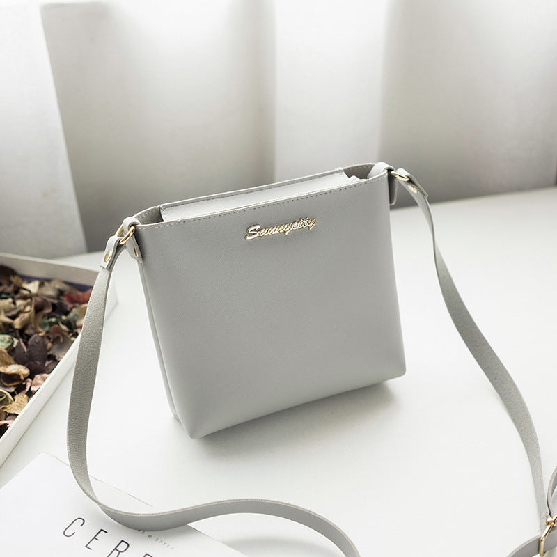 Ladies One Shoulder Diagonal Small Square Bag